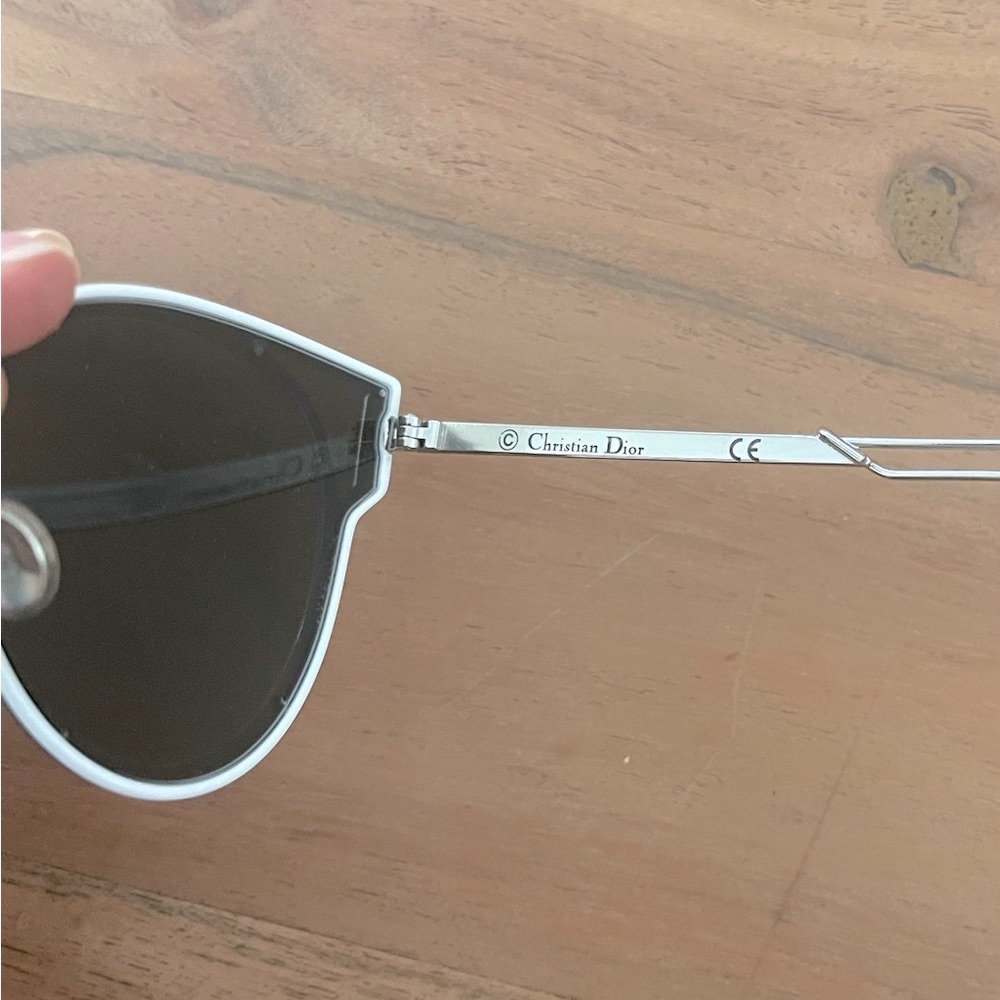 DiorSculpt mirrored Sunglasses - Picture 10 of 12